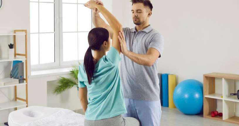 shoulder physiotherapy in delhi